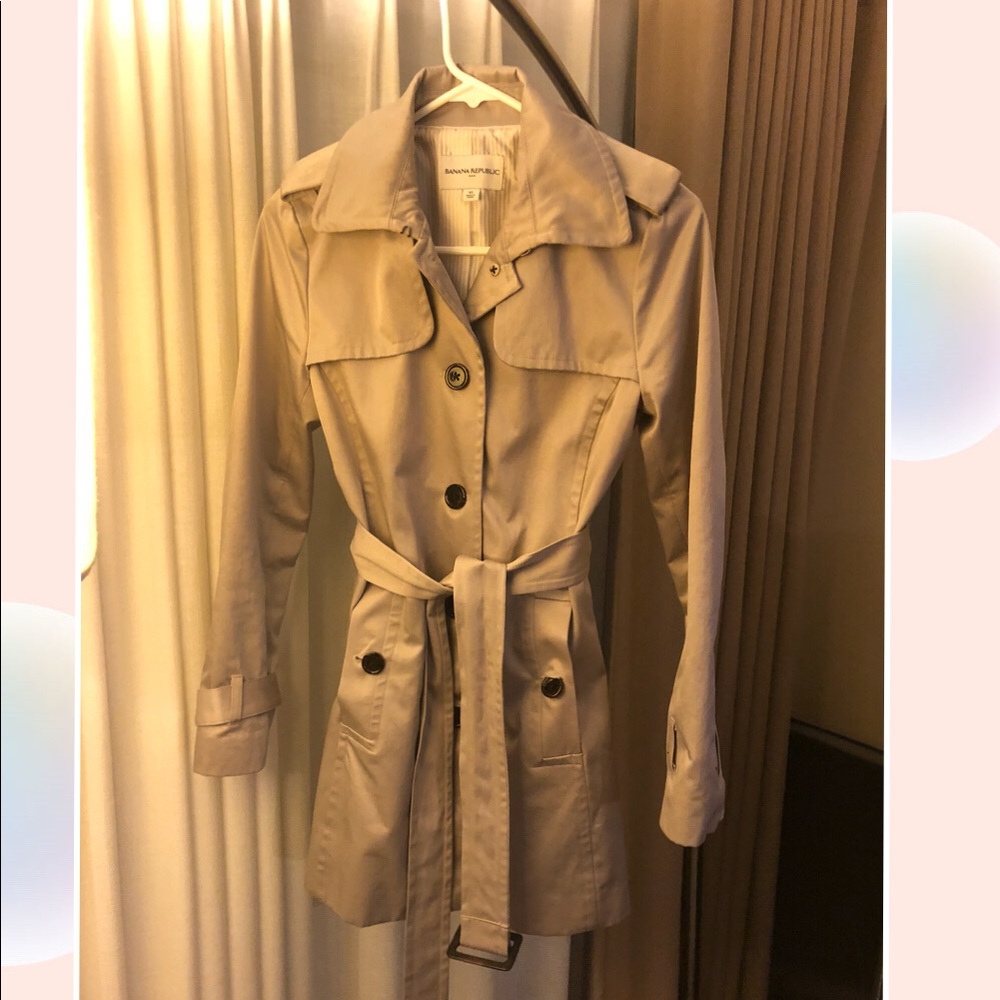 Banana republic brand new trench coat